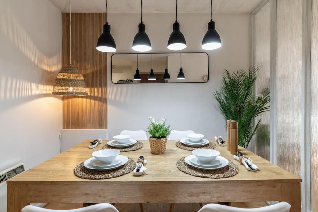 Silver Stone Suite - In The Heart Of Aberdeen Ngoại thất bức ảnh
