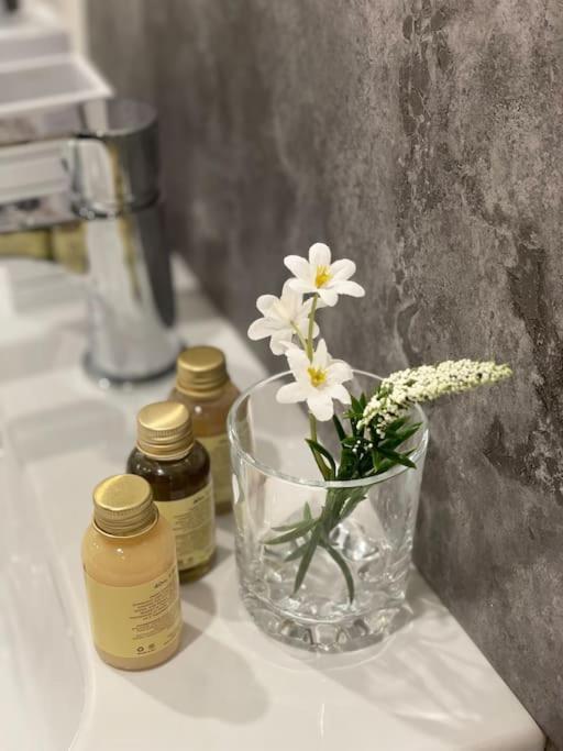 Silver Stone Suite - In The Heart Of Aberdeen Ngoại thất bức ảnh